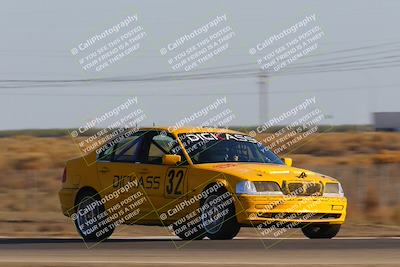 media/Oct-02-2022-24 Hours of Lemons (Sun) [[cb81b089e1]]/915am (I-5)/